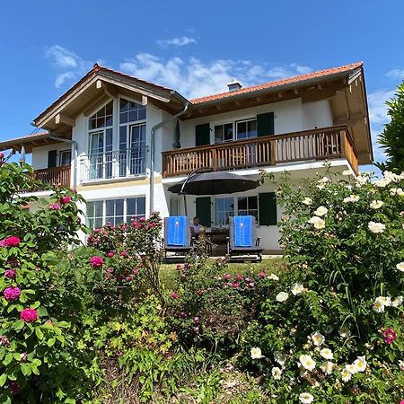 Haus Chiemsee-Blick Lejlighed Gstadt am Chiemsee Eksteriør billede